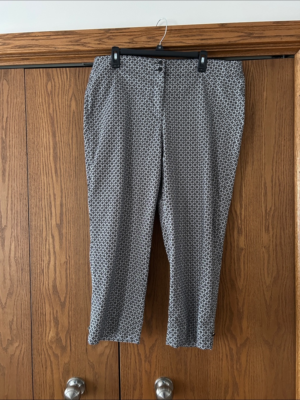 Talbots Black and White Cropped Patterned Ankle Pants